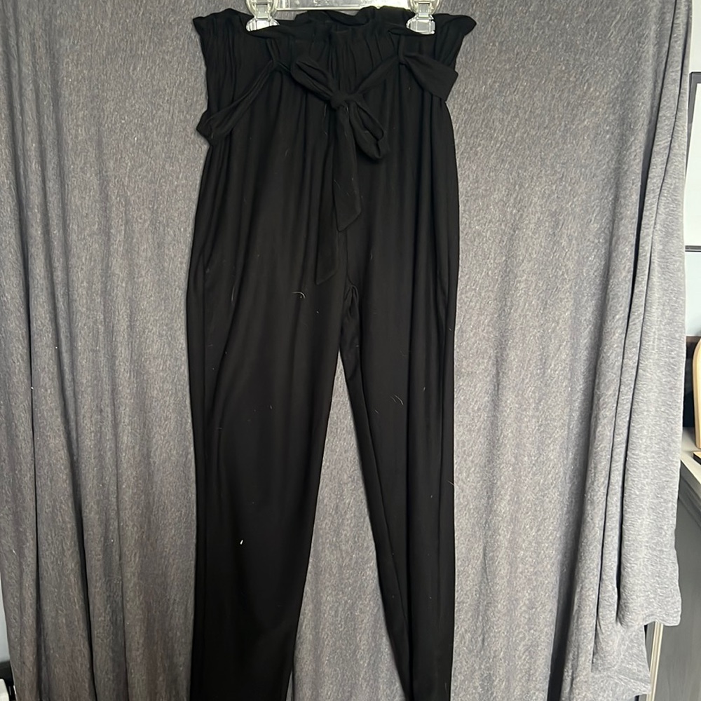 Heart and Hips Black Tie Mid Calf Work Pants - Size L